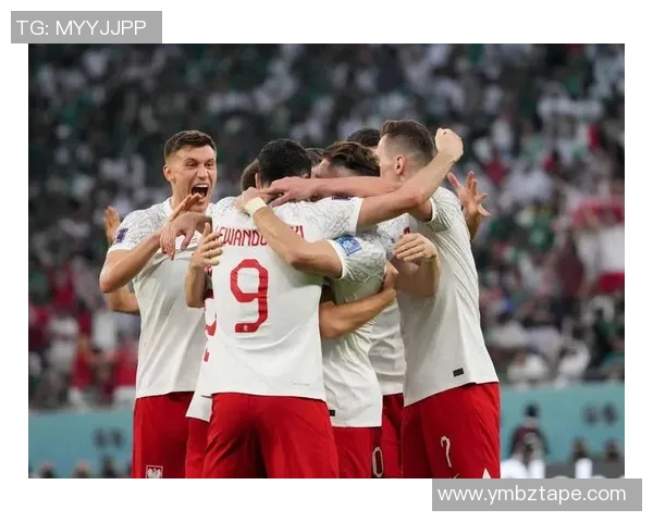 全球足球巨星汇聚一堂展现精彩对决的盛大赛事 全球足球巨星汇聚一堂展现精彩对决的盛大赛事